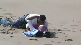 Пикап дараа Guy аманд нь ороосноос охин өгч, Түүний нүүрэн дээр cums