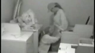 Механик болон талынхаа бяцхан хүүгийн хамт Том tits fucked семинар
