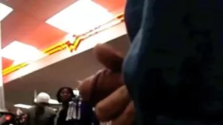 Эрэгтэй нь олон хүн огцом нэмэгдэж нүдний шил нь шивээс шаргал чадсан